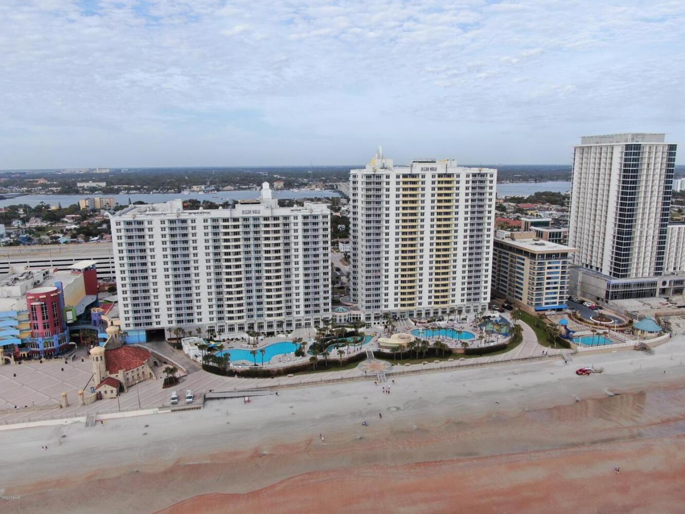 Luxurious 2 Bedroom Master Jacuzzi Oceanview Condo 2432 - Wyndham Ocean Walk Resort Daytona Beach Exterior foto